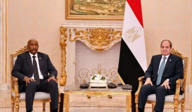 Sisi’den Sudan’a Dayanak Vurgusu