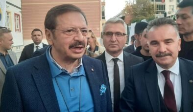 TOBB Başkanı Hisarcıklıoğlu: Eğitime yatırım yapmaya devam ediyoruz