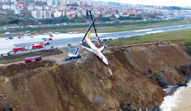 Trabzon’da pistten çıkıp, deniz kenarında duran uçak davasında düşme talebi